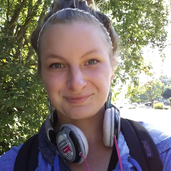 Meet your Posher, Erika - Picture 7 of 7